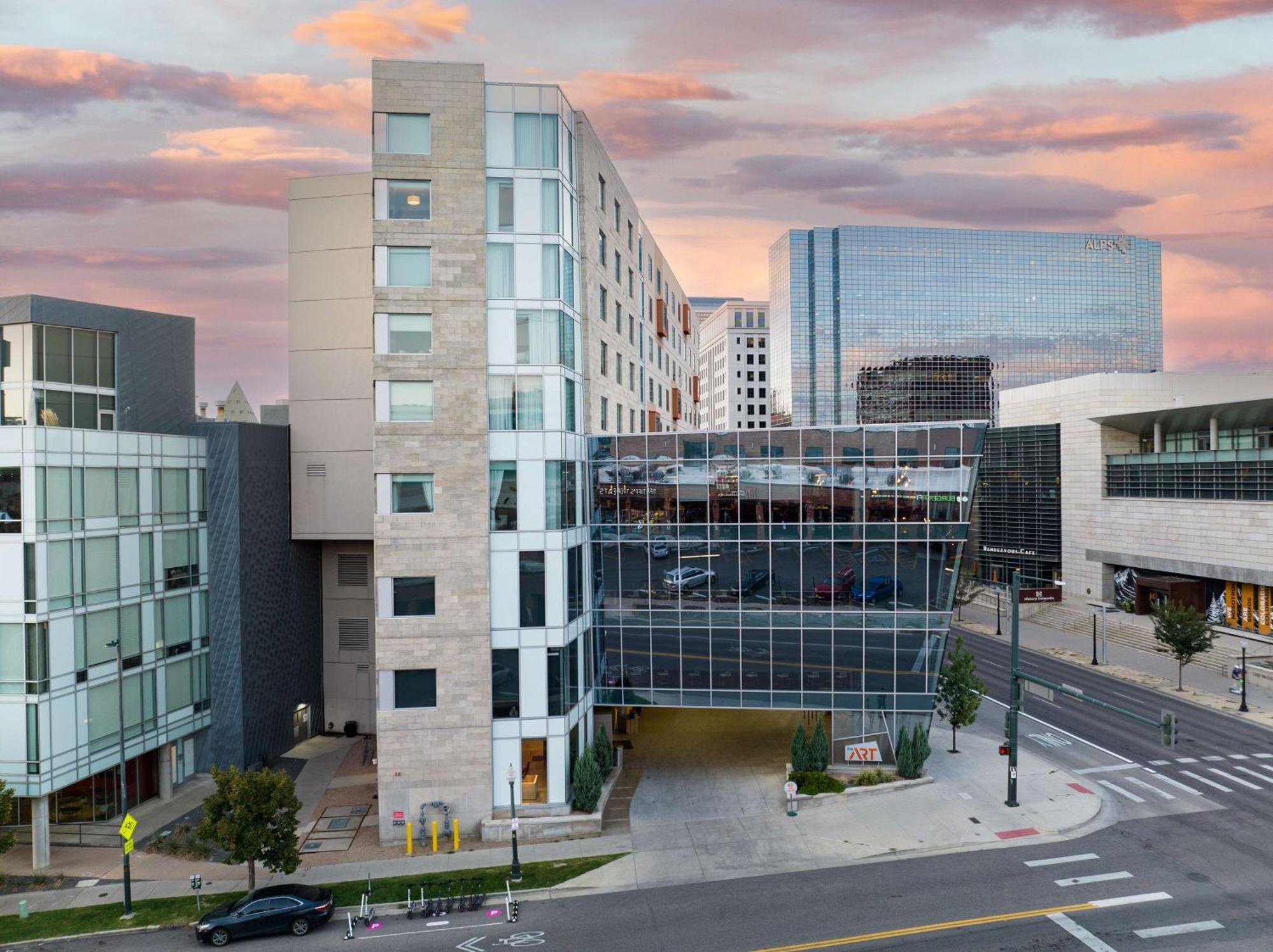 The Art Denver, Curio Collection By Hilton Hotel 4*