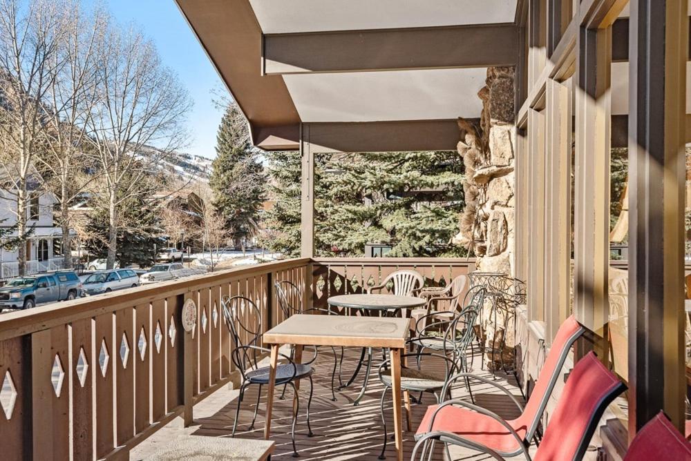 118 E. Bleeker Street Home, Large, Two-level Home/duplex With Private Deck & On-site Parking Holiday home Aspen