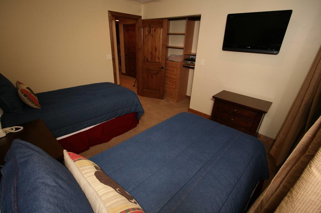 Scorpio Aparthotel
