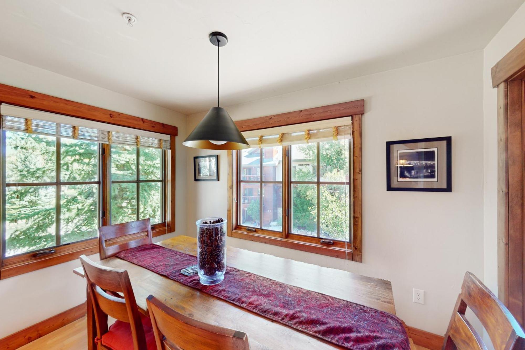 Pines At Orehouse 301 Ph2 Apartment *