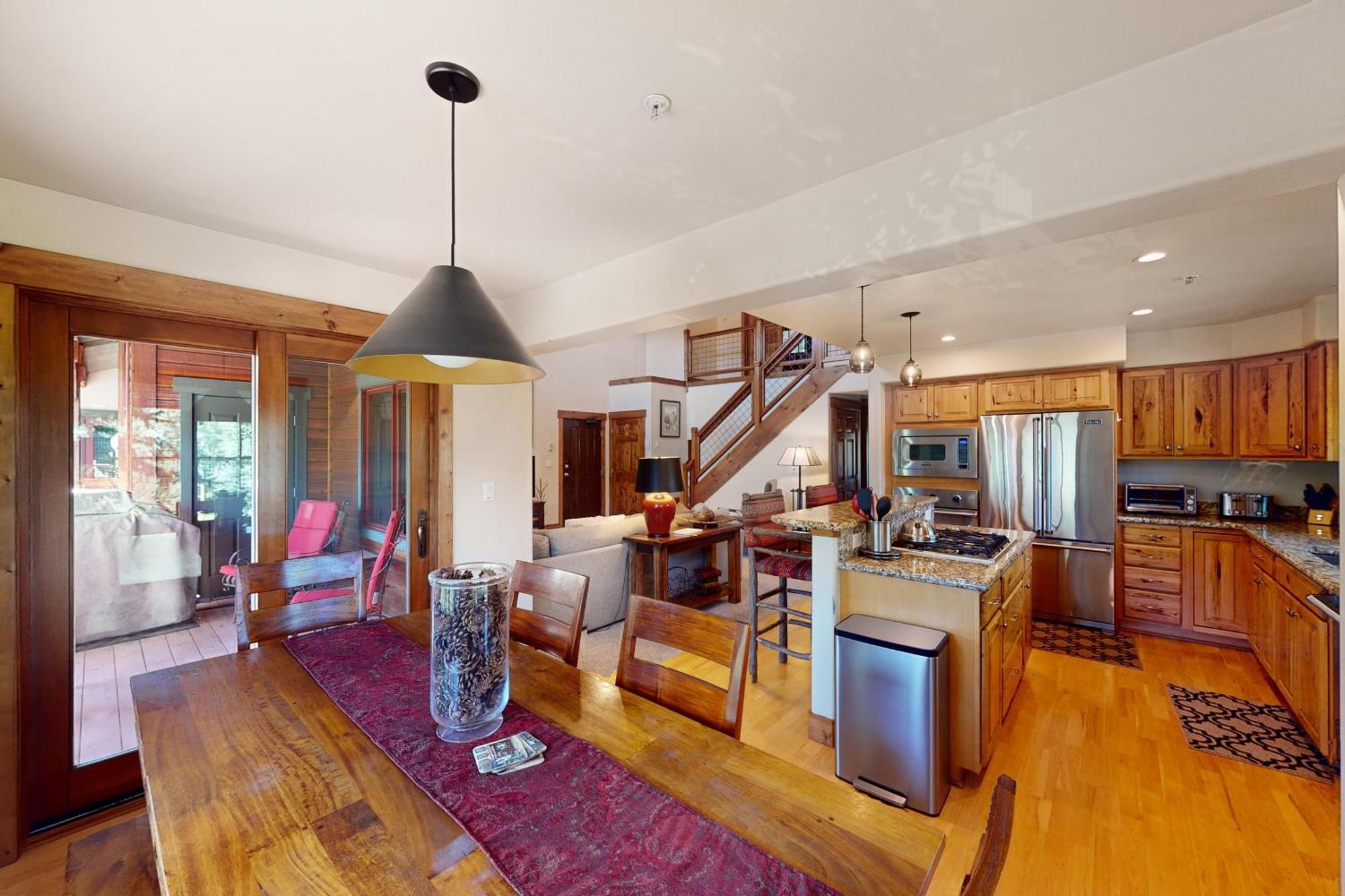 Pines At Orehouse 301 Ph2 Apartment