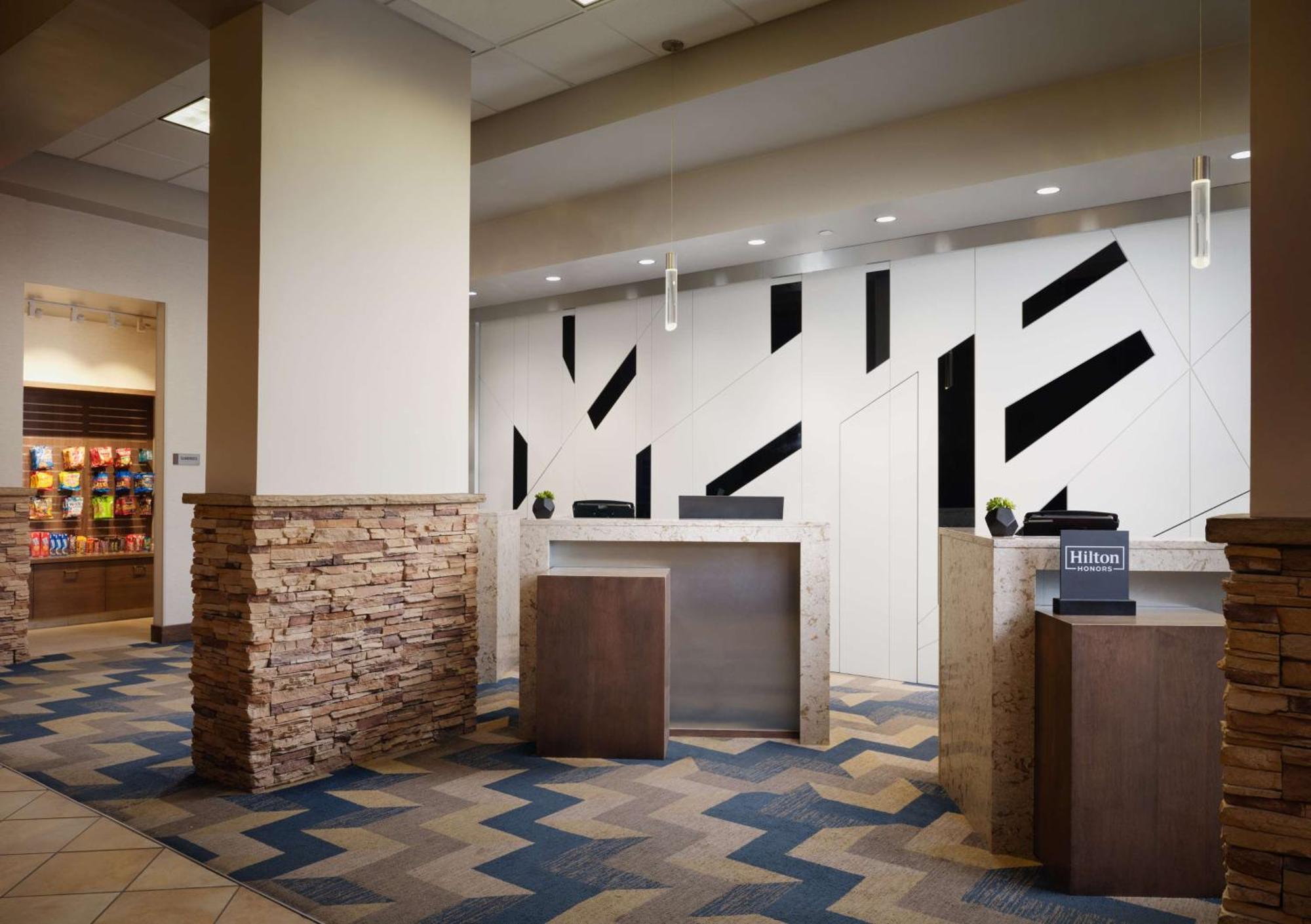 Hilton Collins 3* Fort Collins