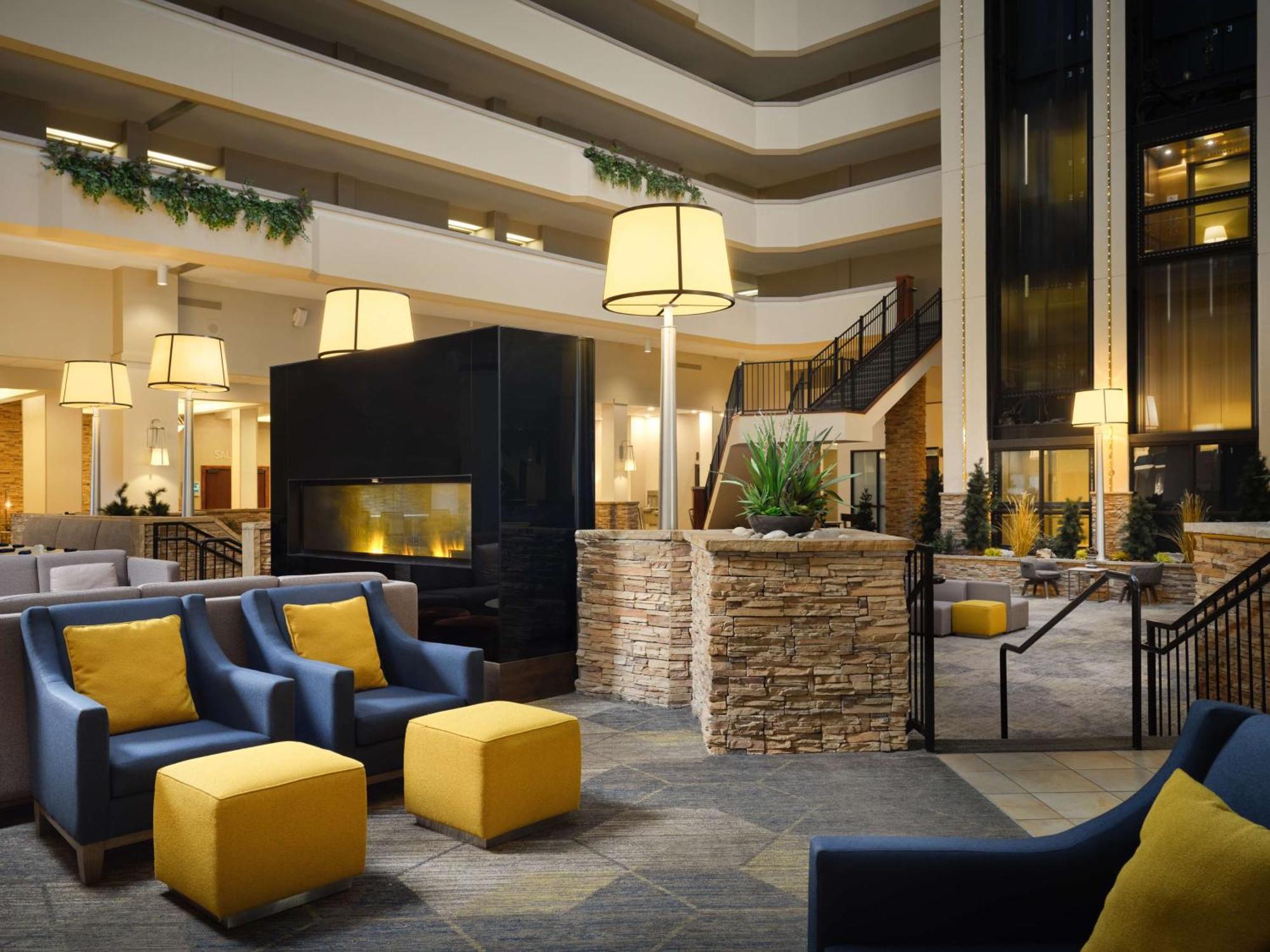 Hilton Collins Hotel 3*
