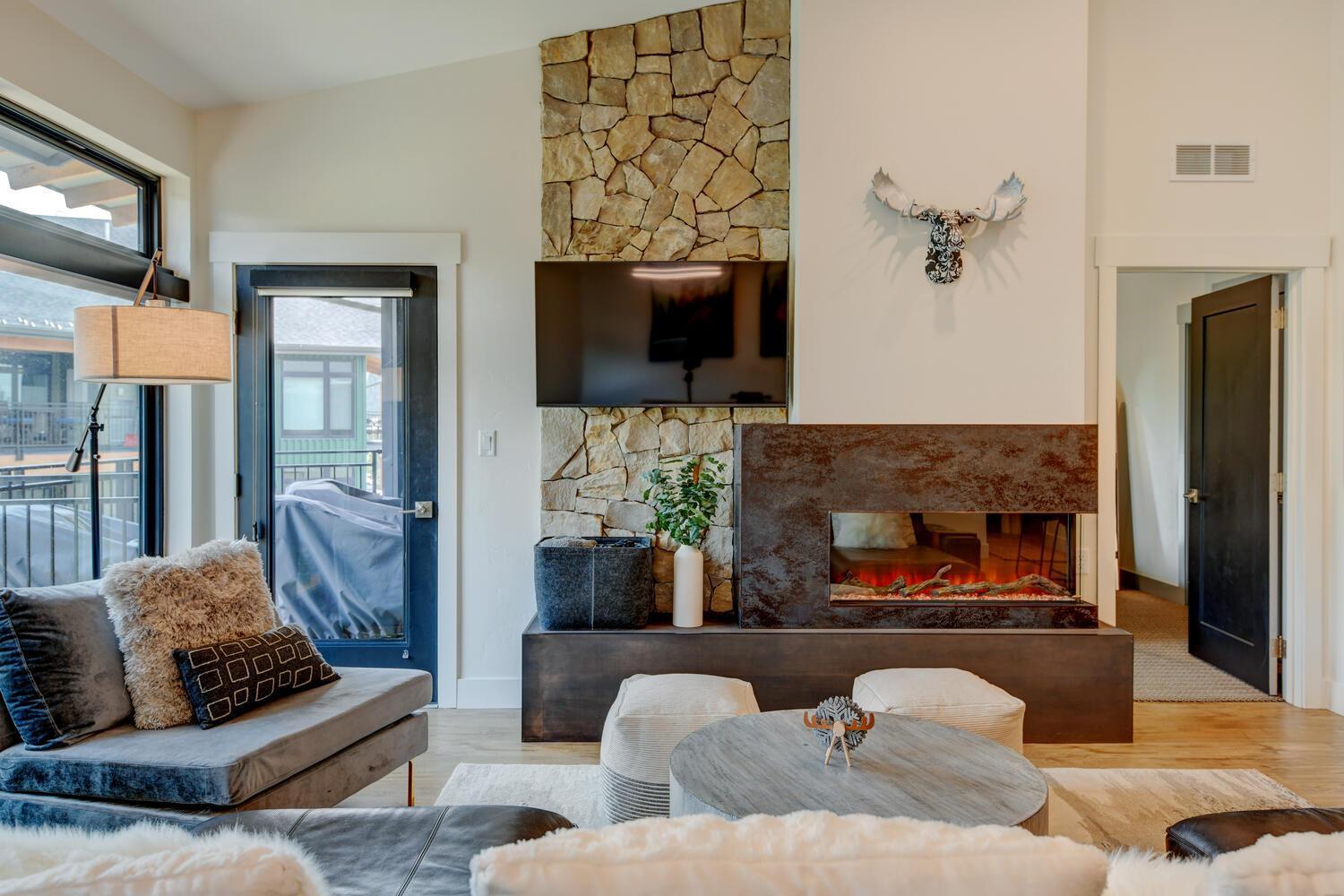 Luxury 1407: Hot Tub, Views & Activity Perks * Winter Park