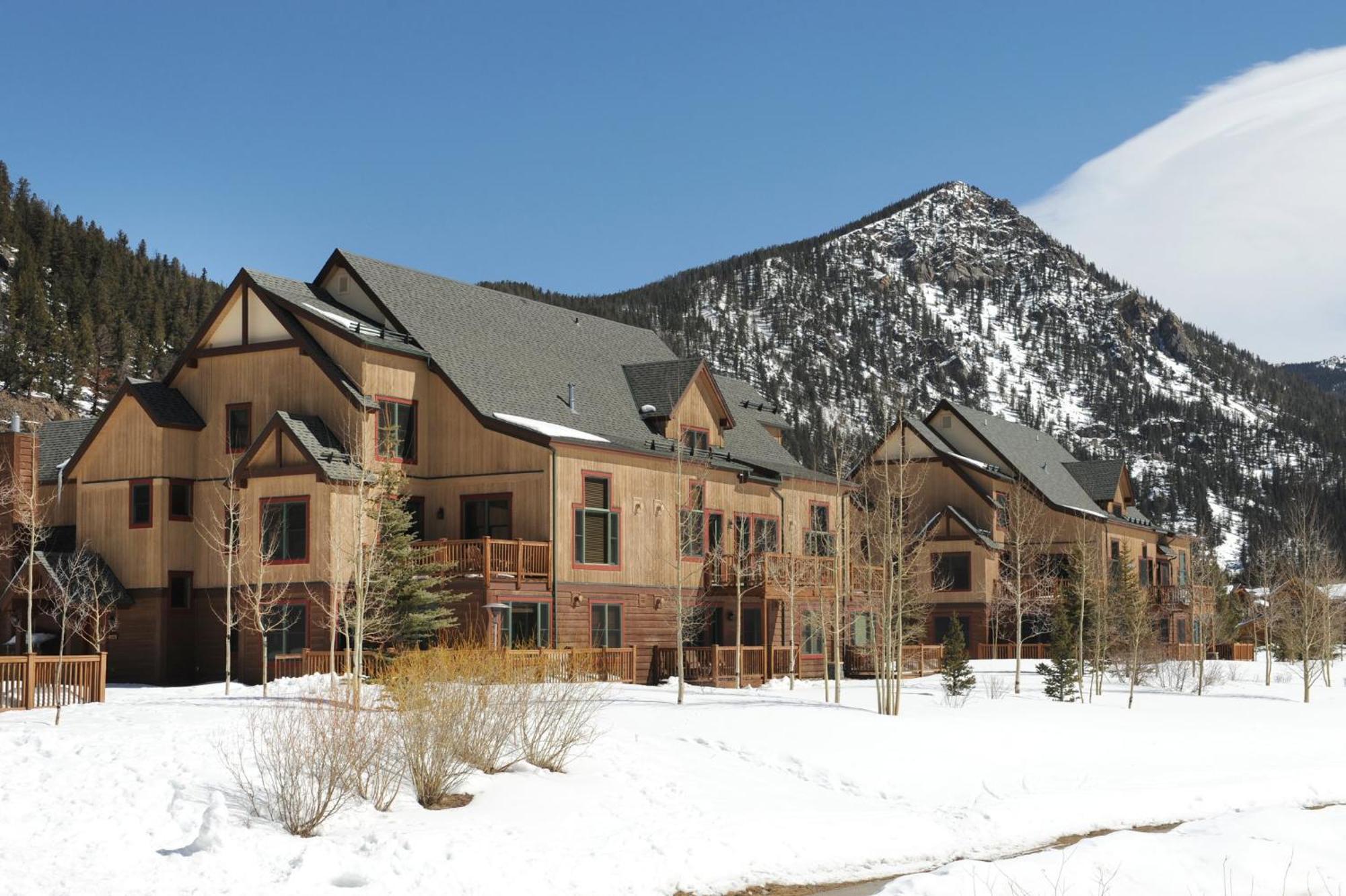 Red Hawk By Resort