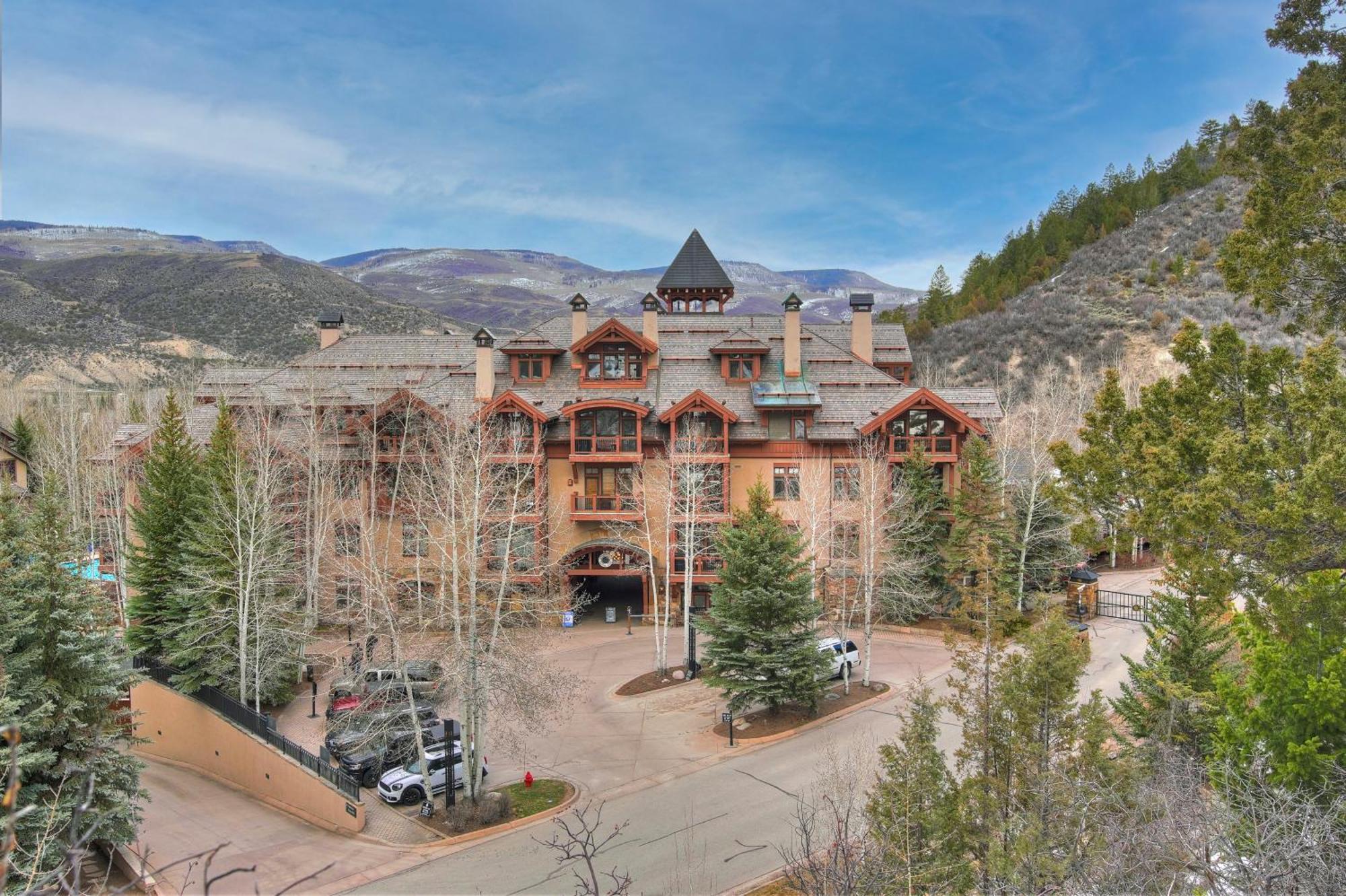 Arrowhead Village At Beaver Creek *
