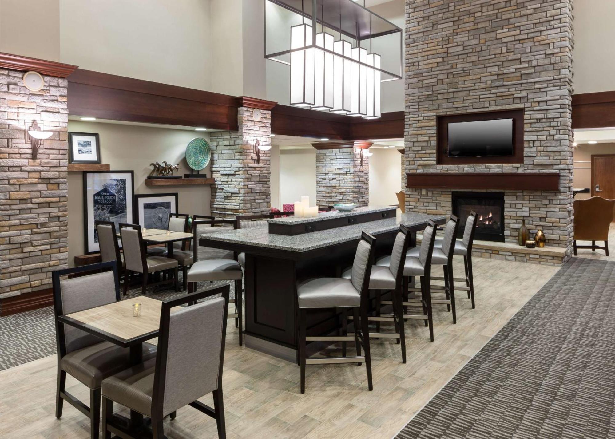 Hotel Hampton & Colorado Springs/i-25 South 3*