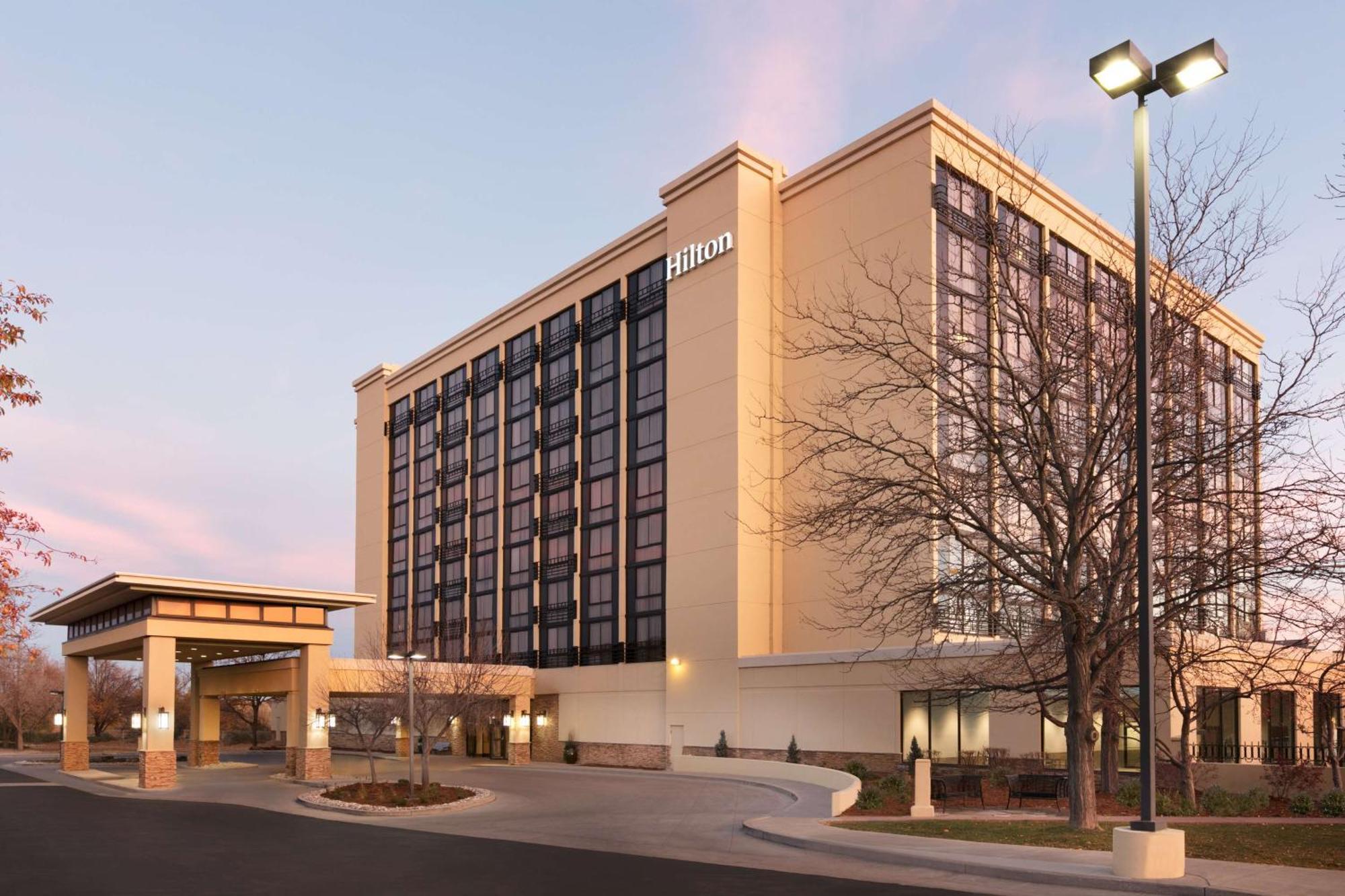 Hilton Collins Hotel
