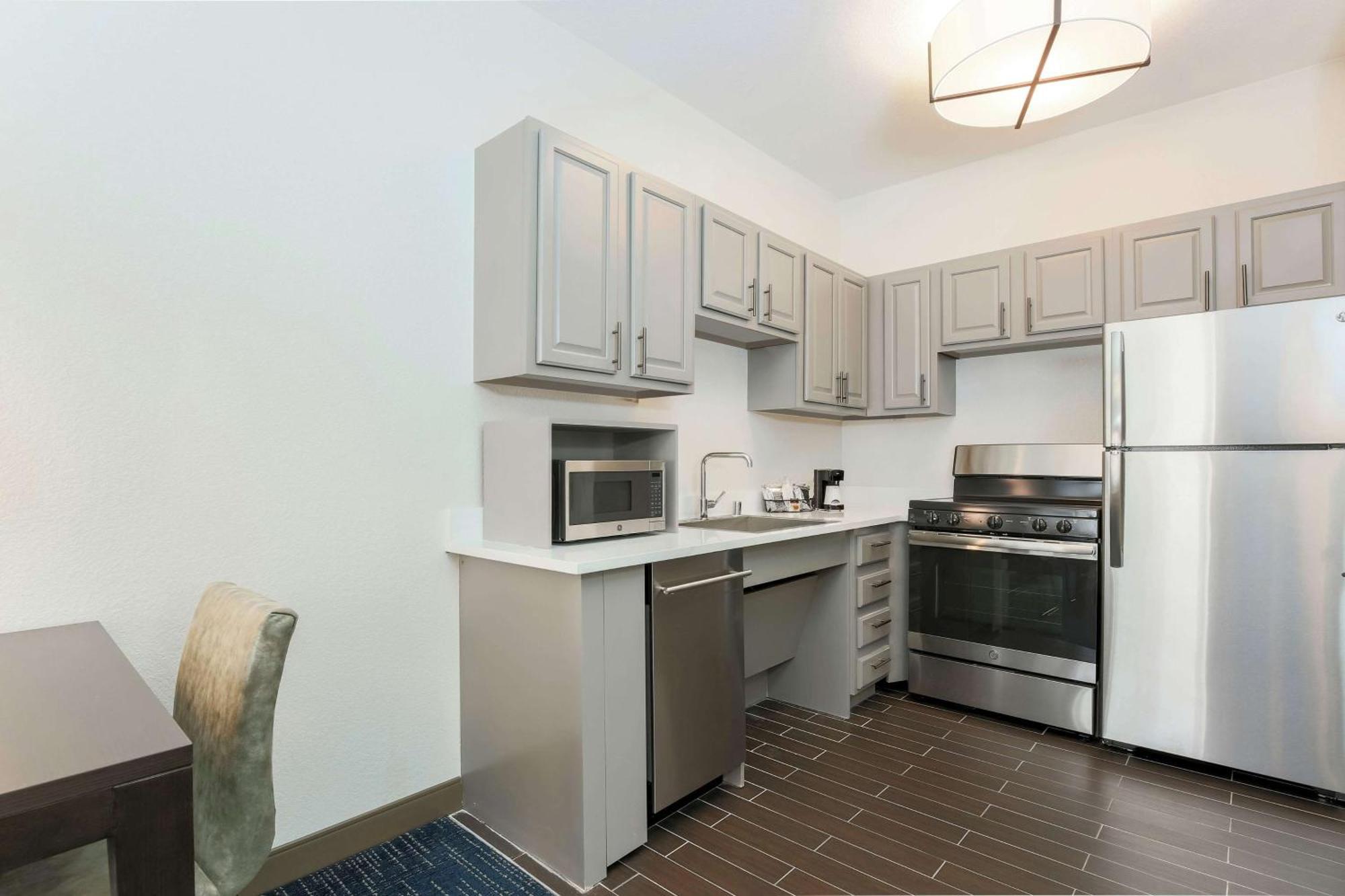 Hampton & Denver Tech Center 3*