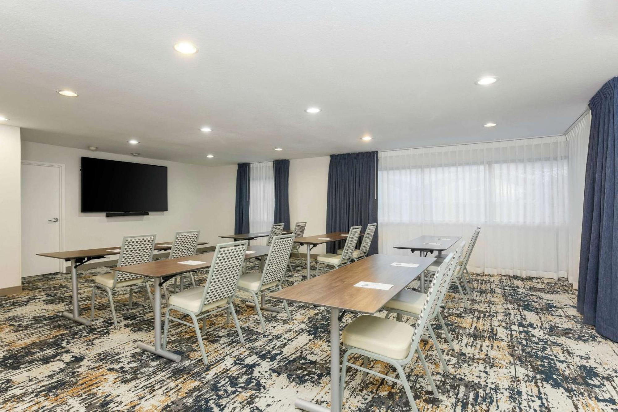 Hotel Hampton & Denver Tech Center