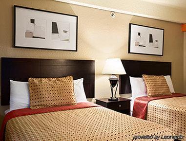 Motel Days By Wyndham Downtown 2*