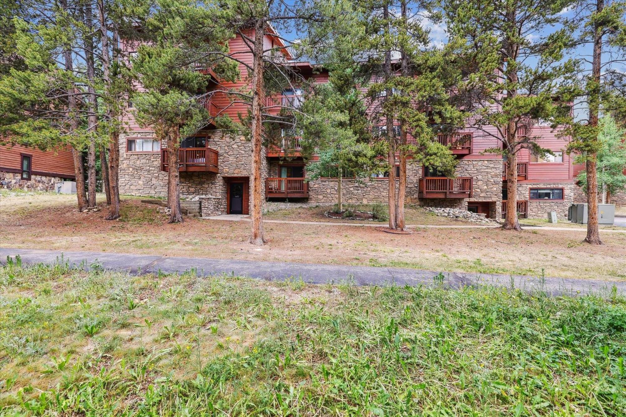 Apartment Pine Ridge 15a *