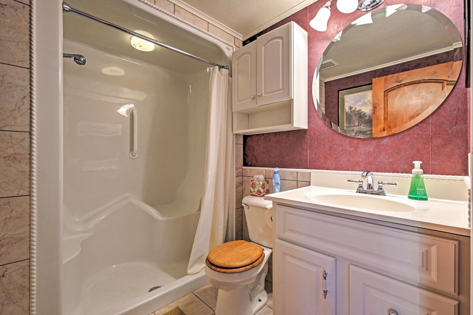 Mountaineer Manor *
