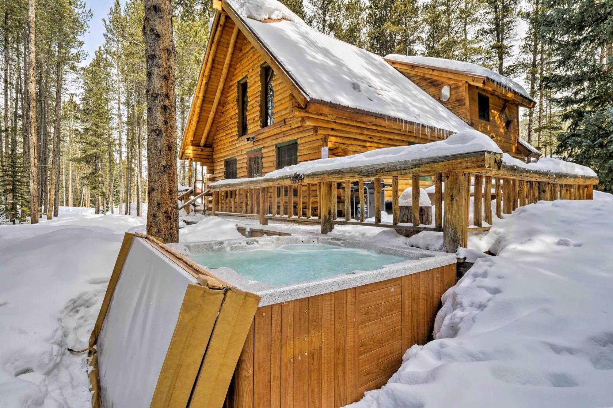 Rustic With Private Hot Tub Holiday home Breckenridge