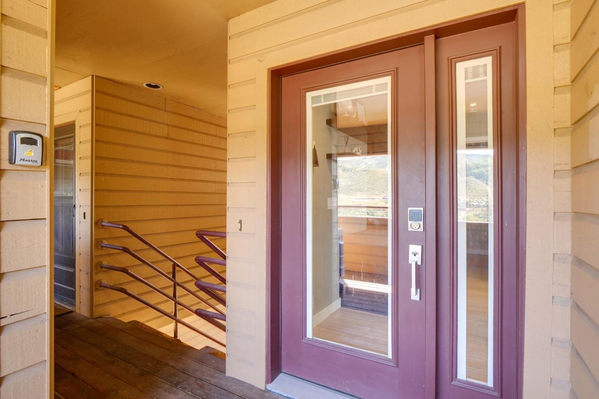 Tranquil Vacation Unit With Luscious Views Apartment *