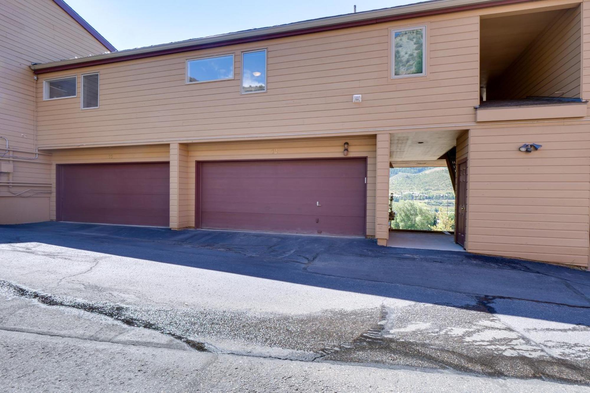 Apartment Tranquil Vacation Unit With Luscious Views Avon