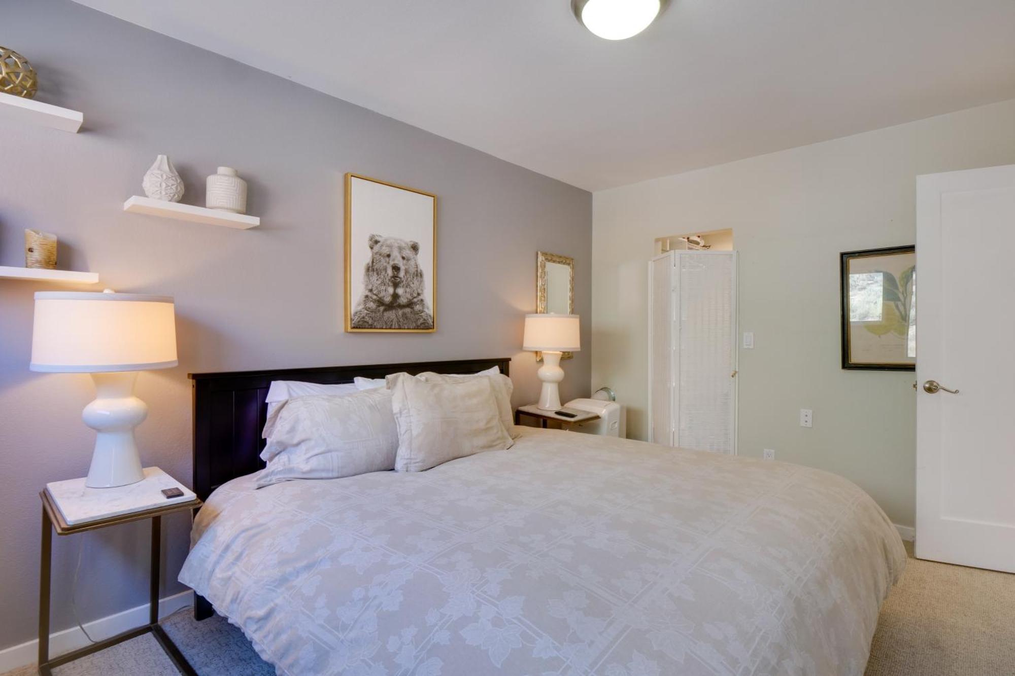 Tranquil Vacation Unit With Luscious Views * Avon