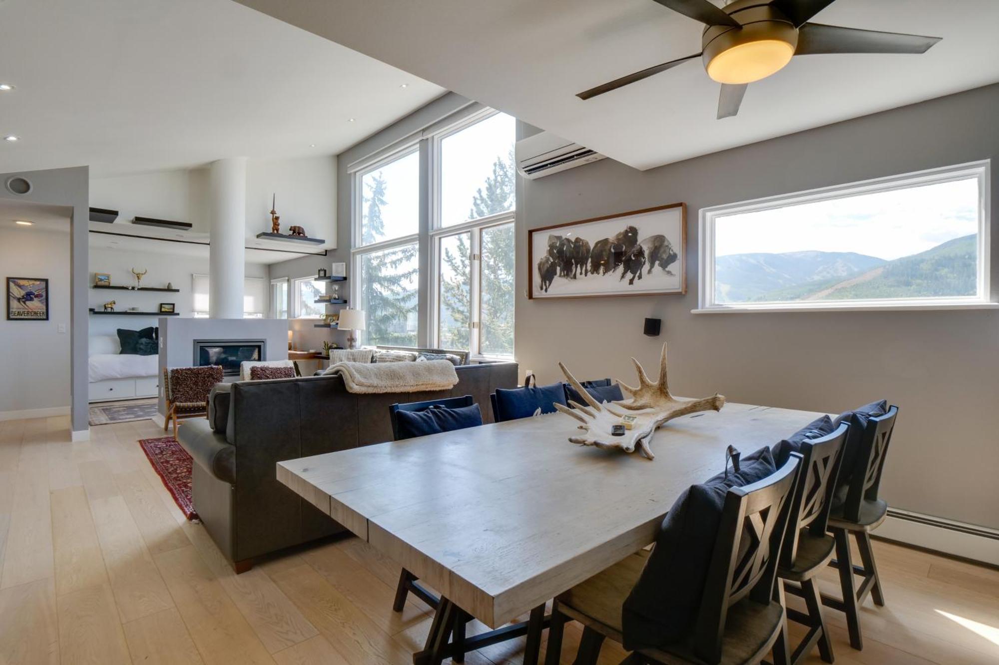 Tranquil Vacation Unit With Luscious Views Apartment Avon