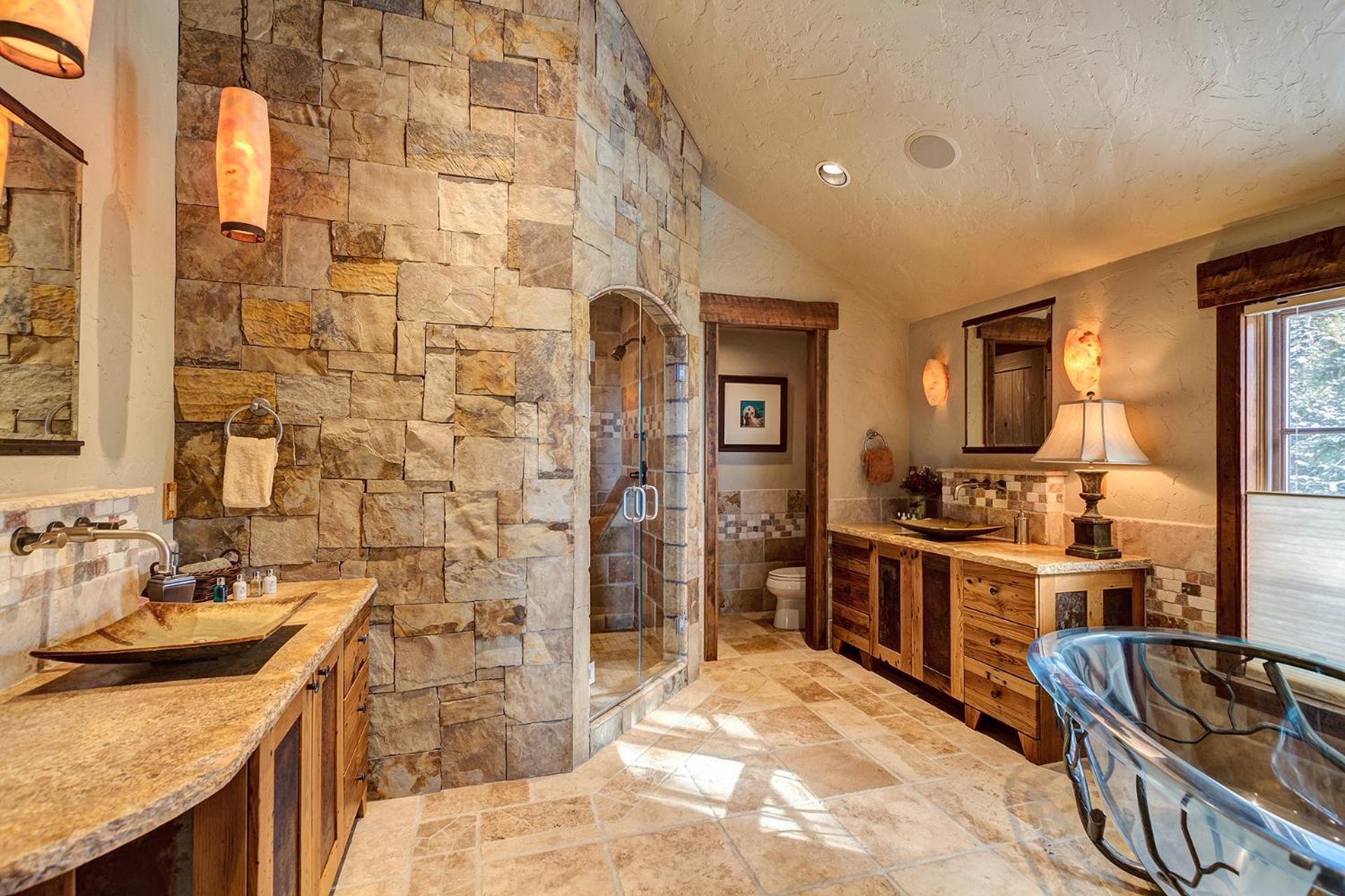 Rustic-elegance Wrapped In Custom Mountain Luxury, Steps From Baldy Hiking Trail And Shuttle Stop Holiday home *