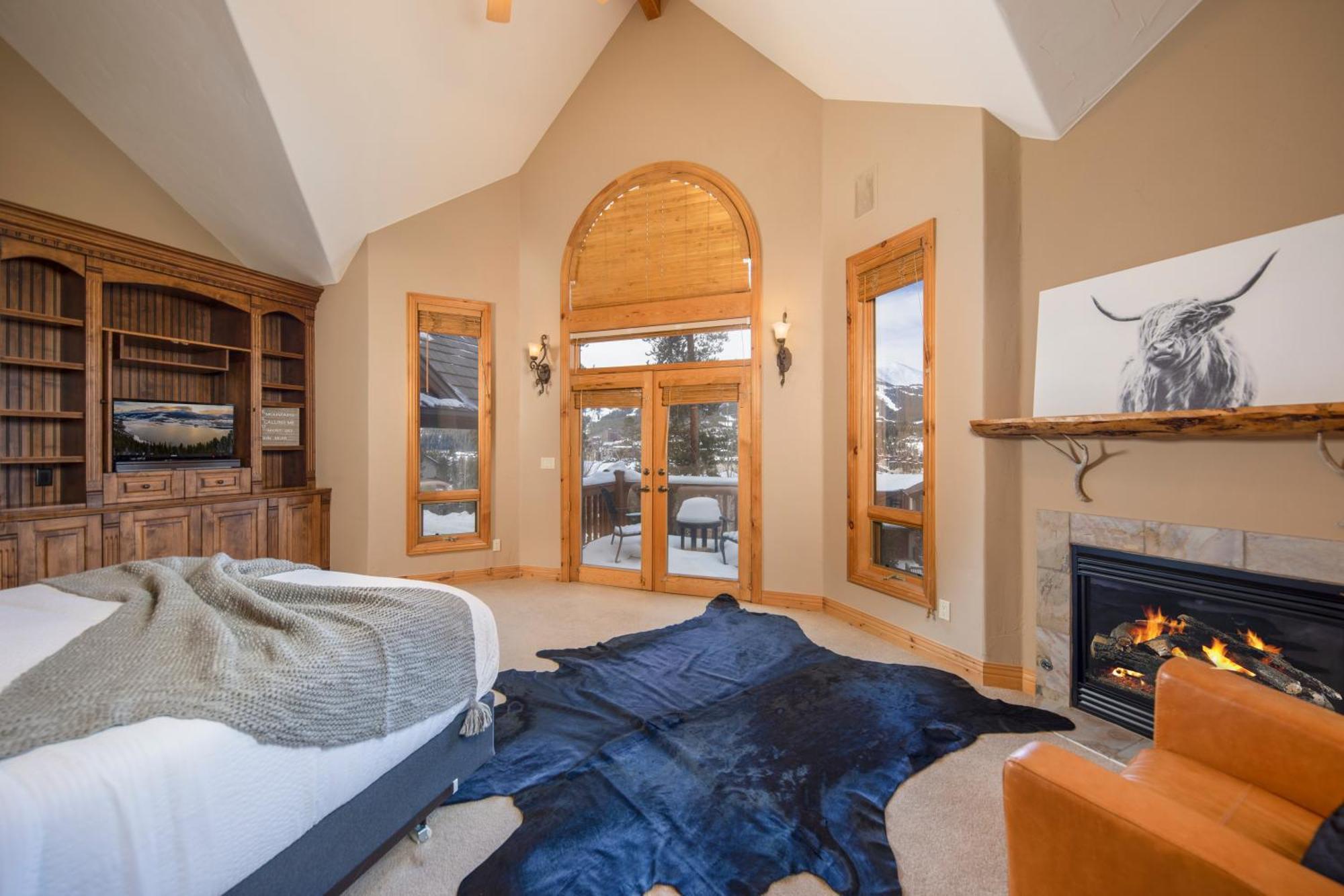 Holiday home Walking Distance To Downtown Breck, Stunning Panorama, Hot Tub, Foosball, Arcade Machine!