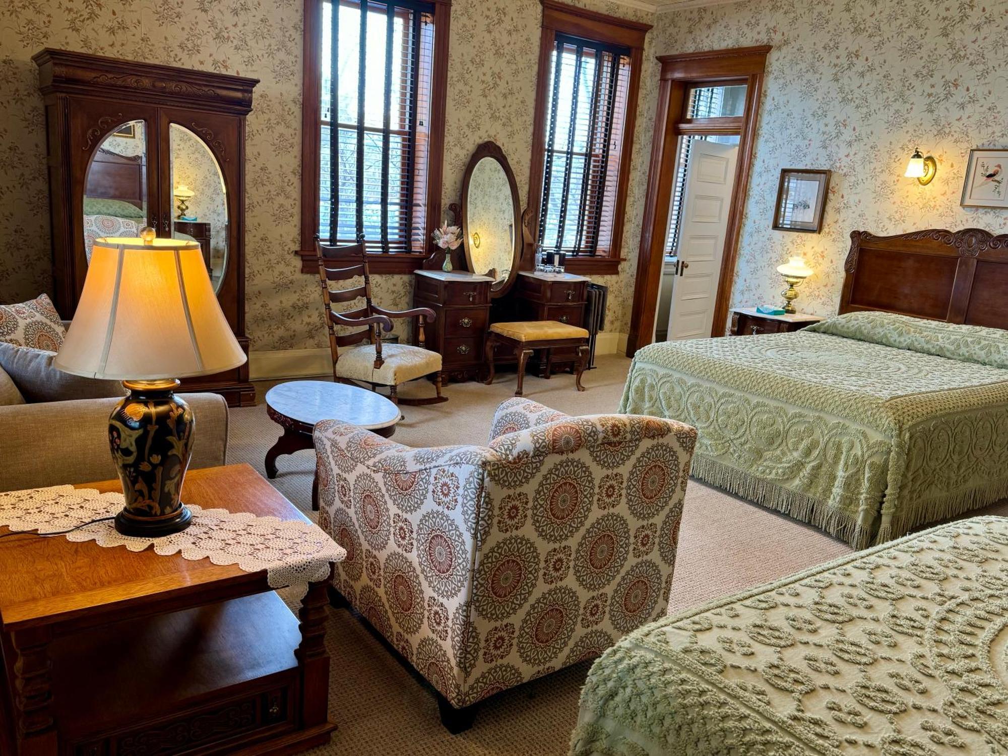 Hospitality House & Travel Park