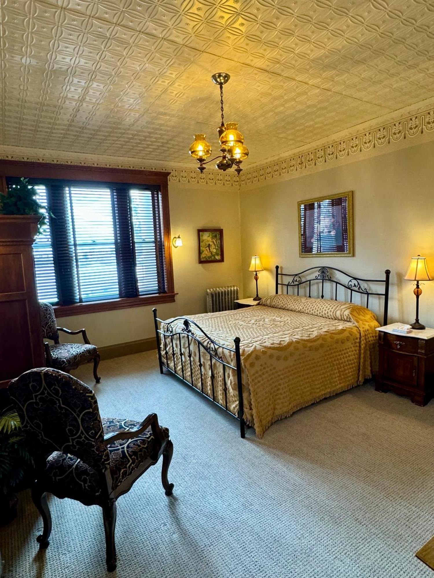 Hospitality House & Travel Park 3*