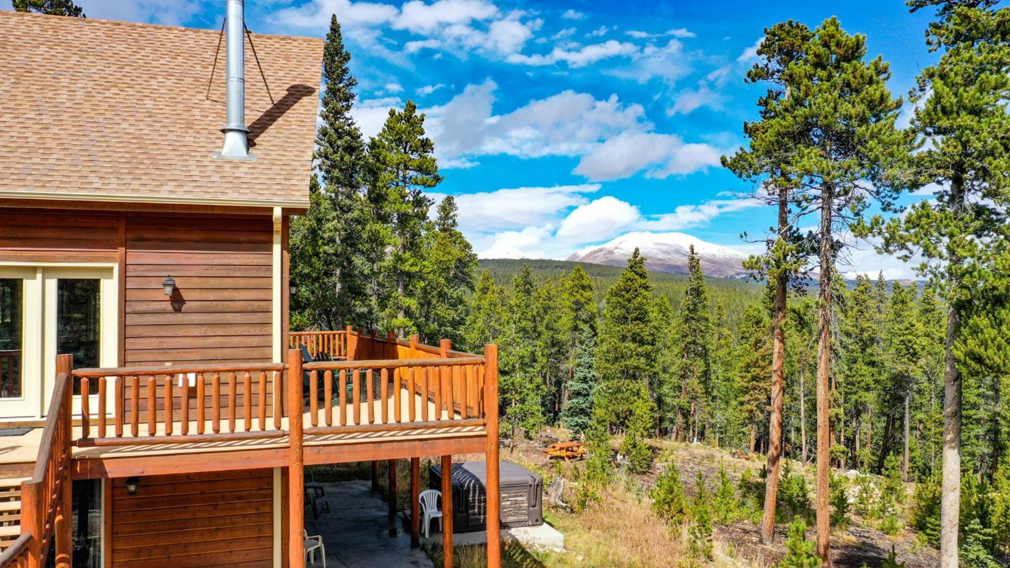 Serene Mountain Nestled Amongst The Pines - Alpenhaus *