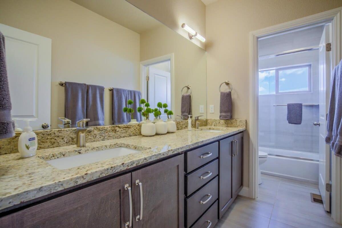 4bd Westside Vacation W Space & Flexibility Colorado Springs