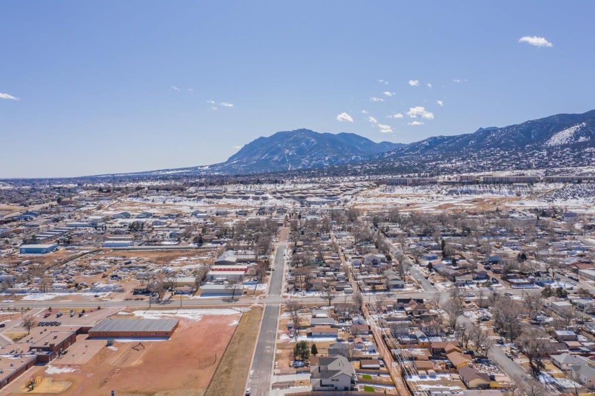 4bd Westside Vacation W Space & Flexibility Colorado Springs