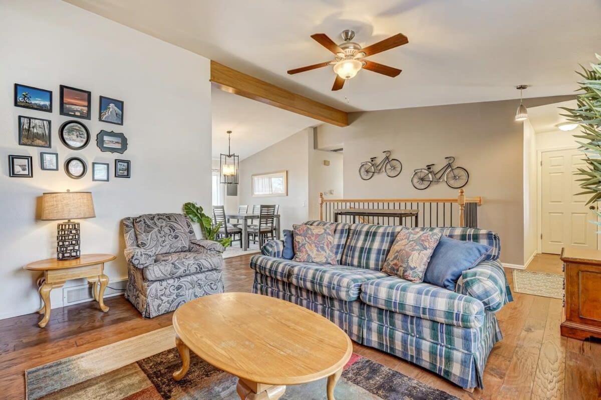 Casa de férias 3bd Cheyenne Mountain W Hot Tub & Grill Colorado Springs