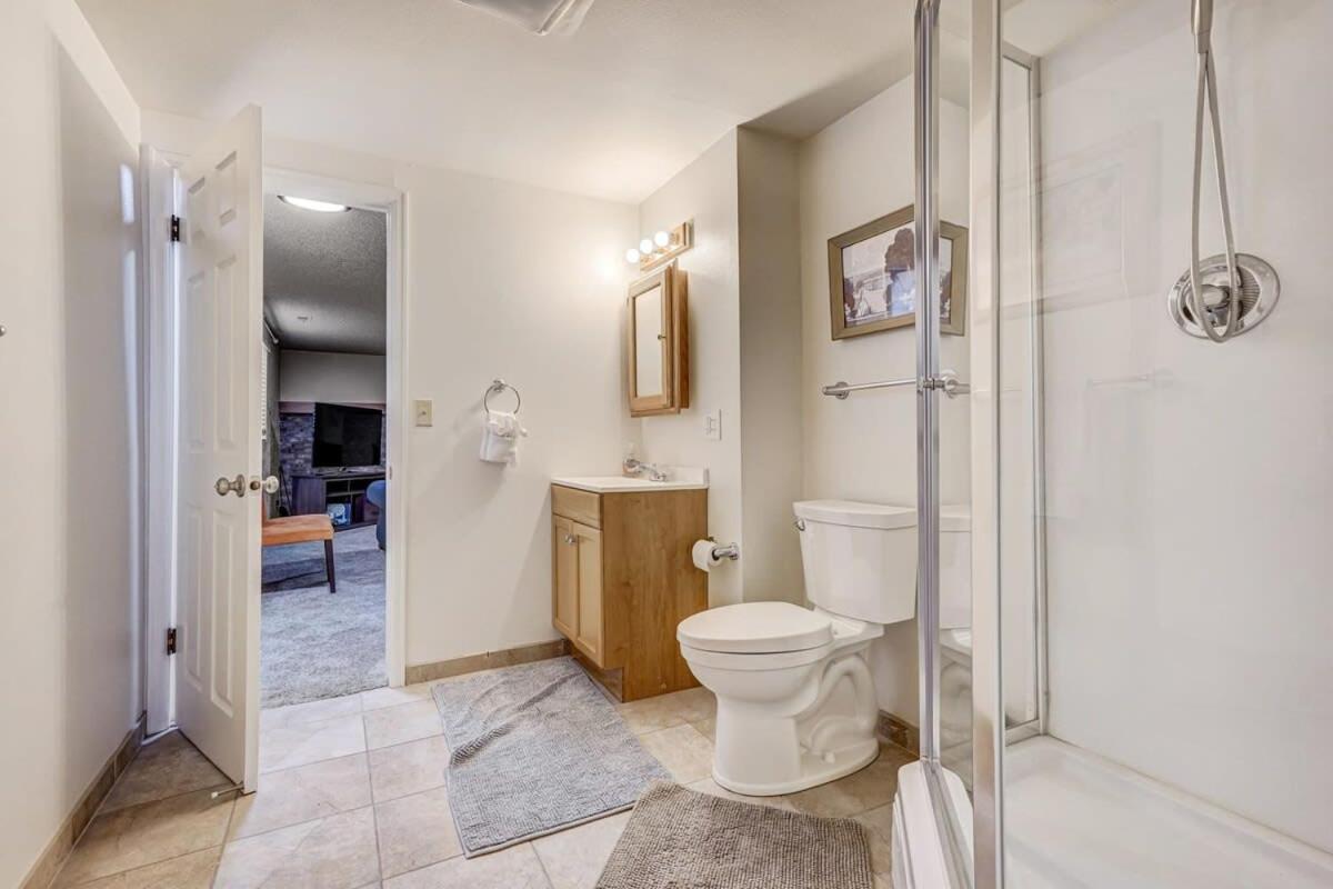 Casa de férias 3bd Cheyenne Mountain W Hot Tub & Grill