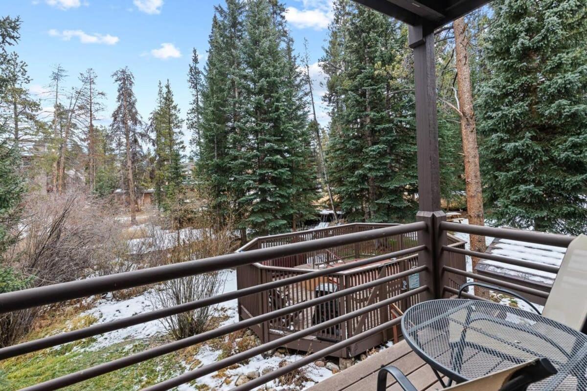 Modern 1 Bdr Mountain Escape Stunning Location Holiday home *