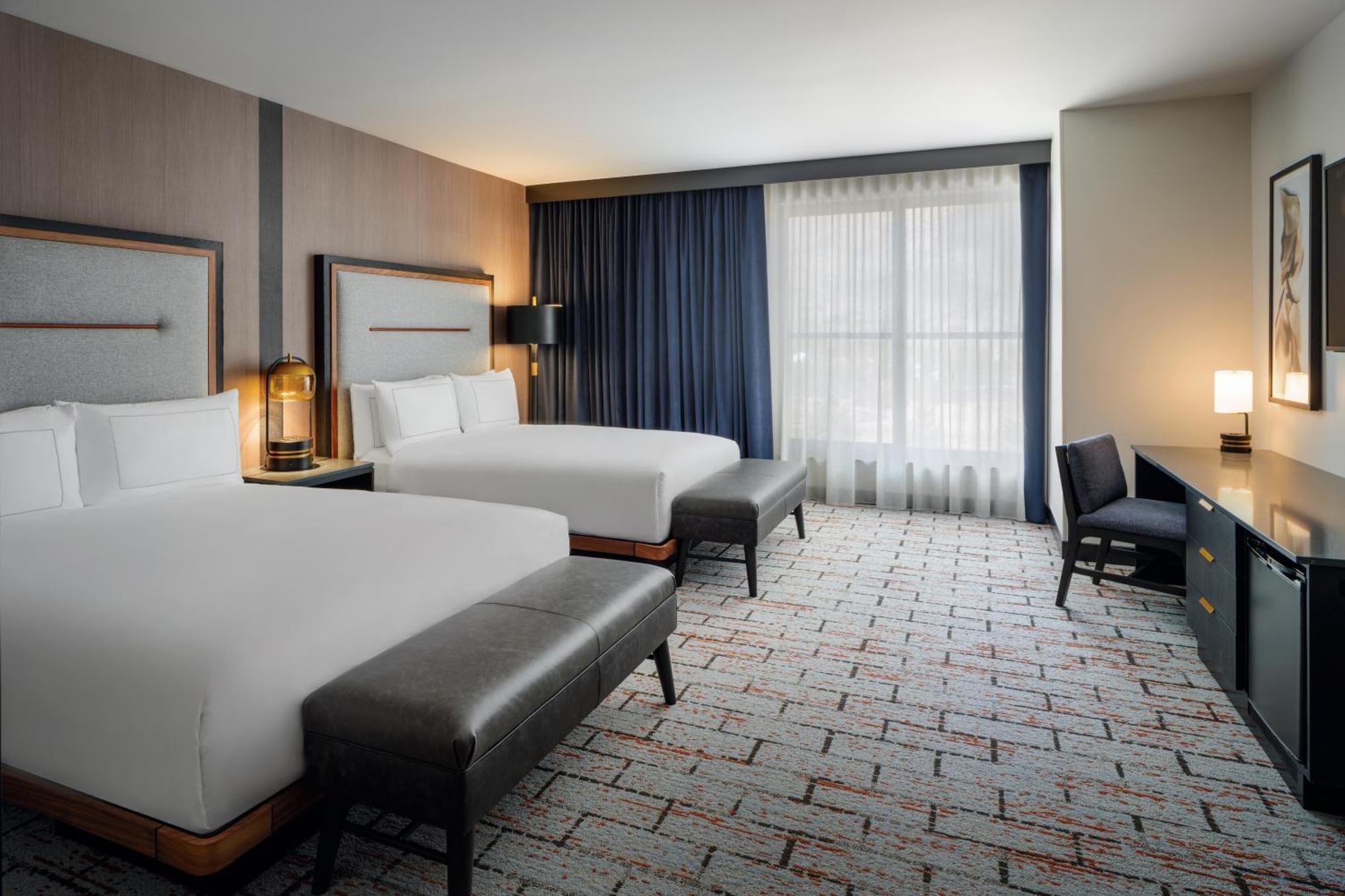The Hoffmann Aspen Tapestry Collection Hilton 3* Basalt