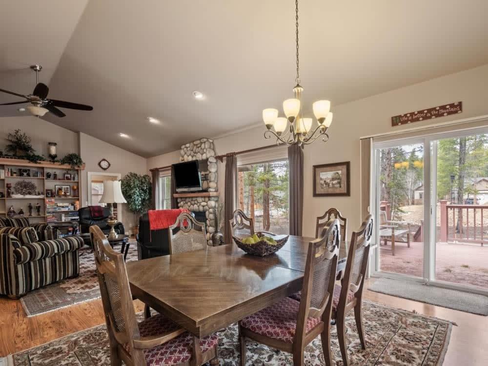 Holiday home New Listing Peaceful 4bd In The Woods *