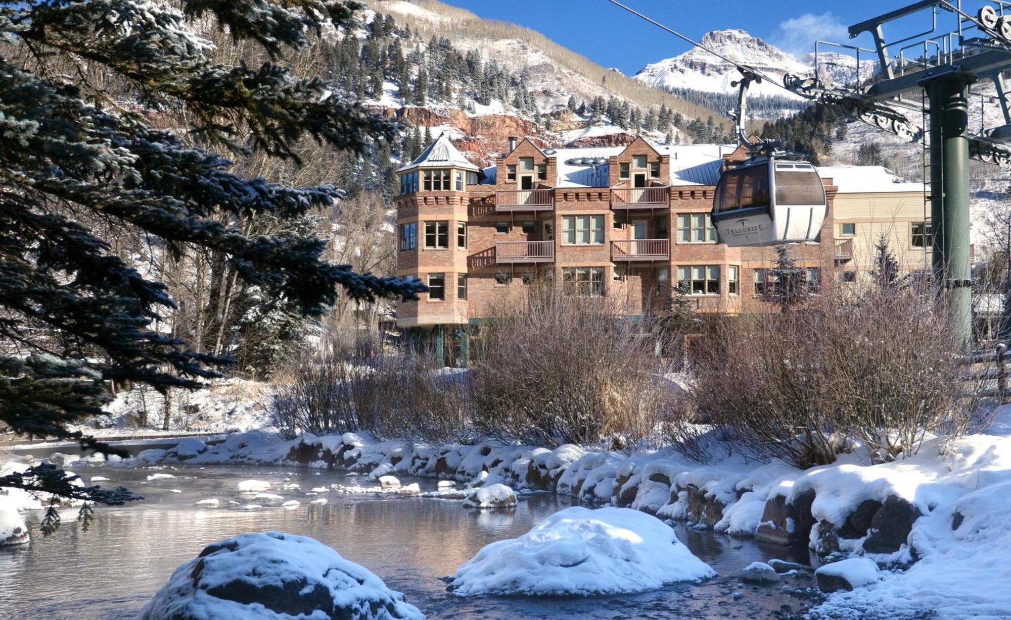 Hotel Hotel Columbia 4*