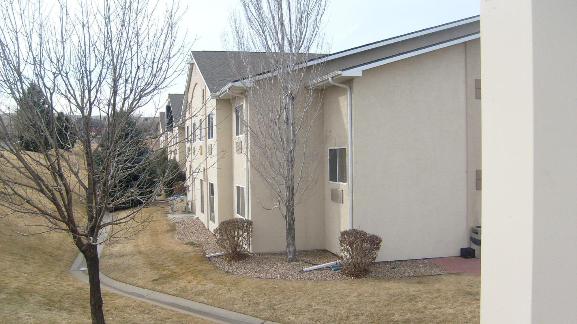 Baymont By Wyndham Golden/red Rocks