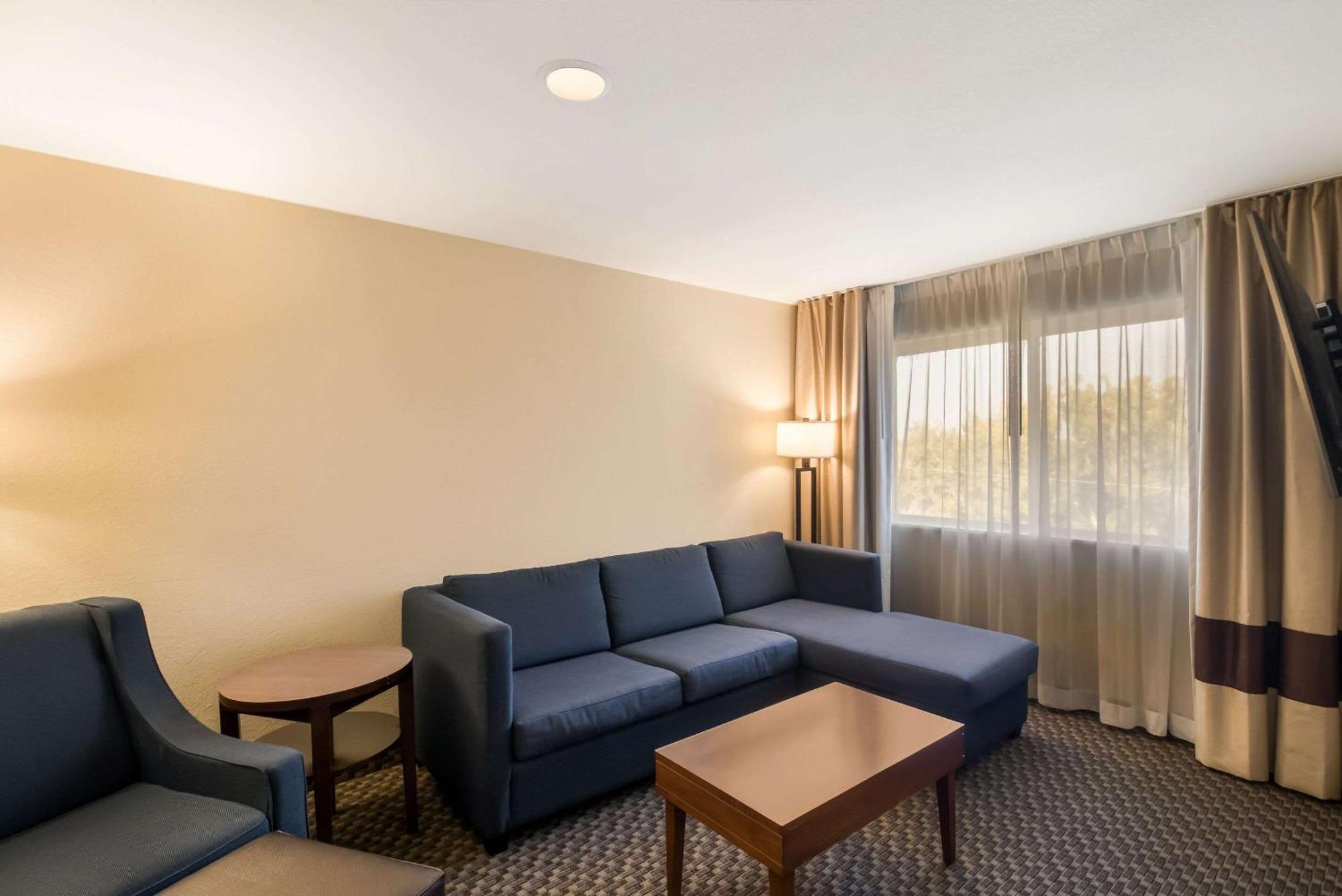 Inn Comfort Morgan 2*