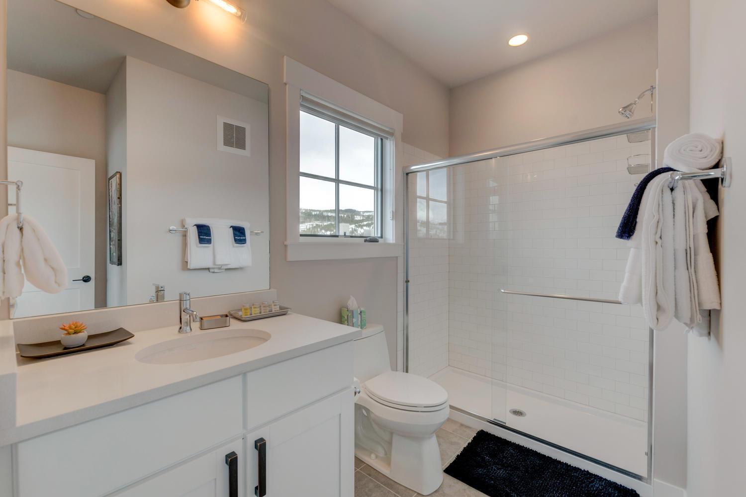 New Luxury Loft #1 With Huge Hot Tub & Great Views - 500 Dollars Of Free Activities & Equipment Daily Winter Park