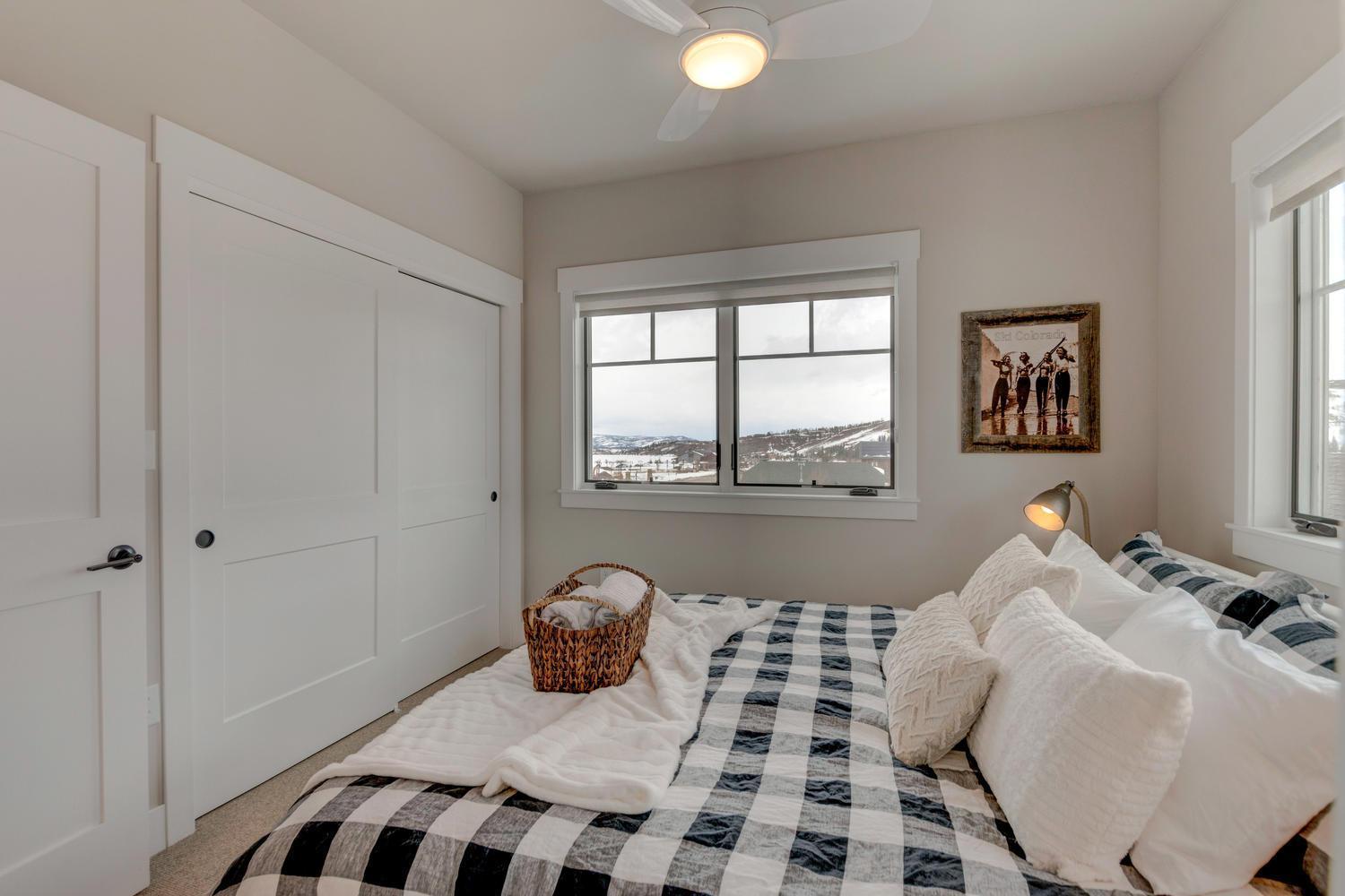Holiday home New Luxury Loft #1 With Huge Hot Tub & Great Views - 500 Dollars Of Free Activities & Equipment Daily *