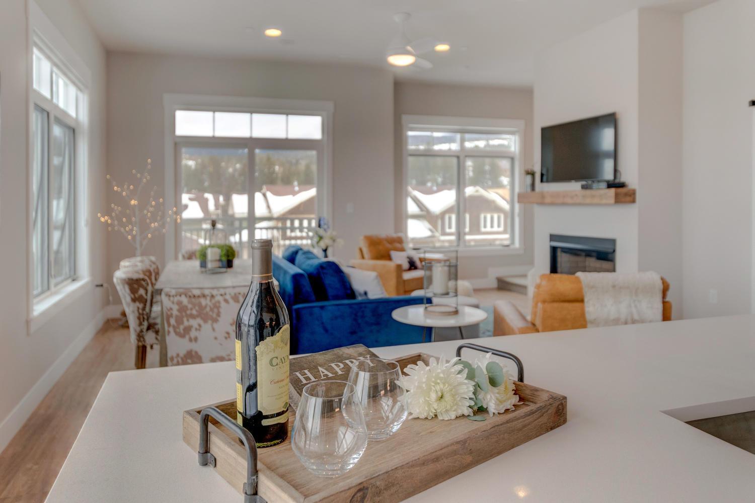 Holiday home New Luxury Loft #1 With Huge Hot Tub & Great Views - 500 Dollars Of Free Activities & Equipment Daily *