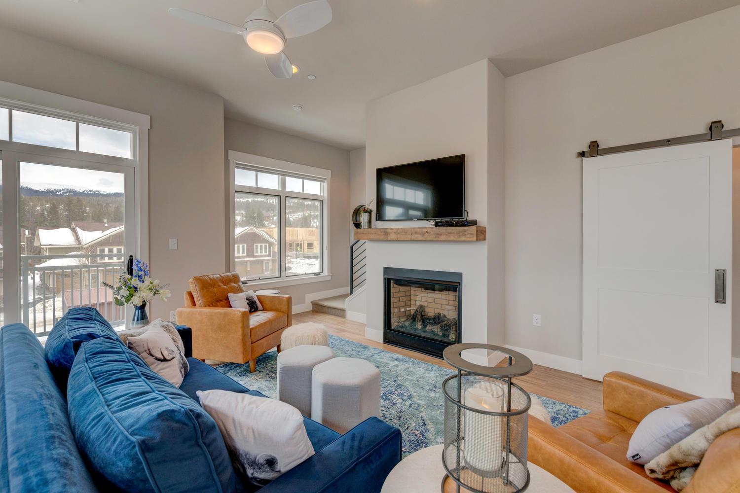 Holiday home New Luxury Loft #1 With Huge Hot Tub & Great Views - 500 Dollars Of Free Activities & Equipment Daily