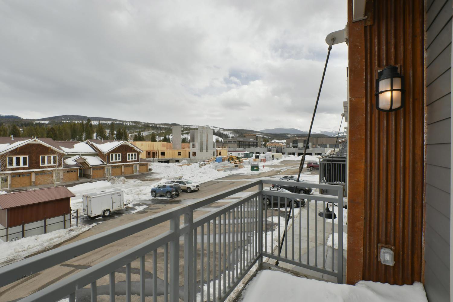 New Luxury Loft #1 With Huge Hot Tub & Great Views - 500 Dollars Of Free Activities & Equipment Daily Winter Park