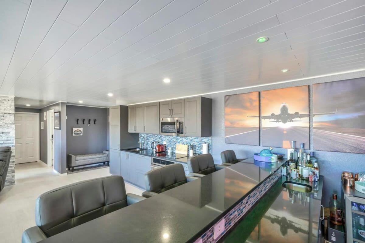 2bd Luxury Cocktail Lounge Beautiful Views