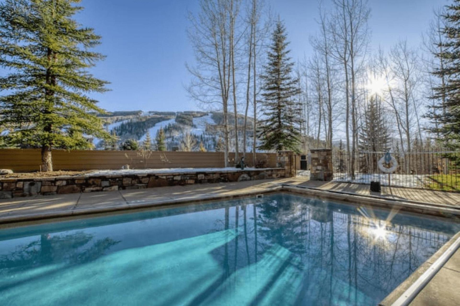 635 N Frontage - Sun 23c