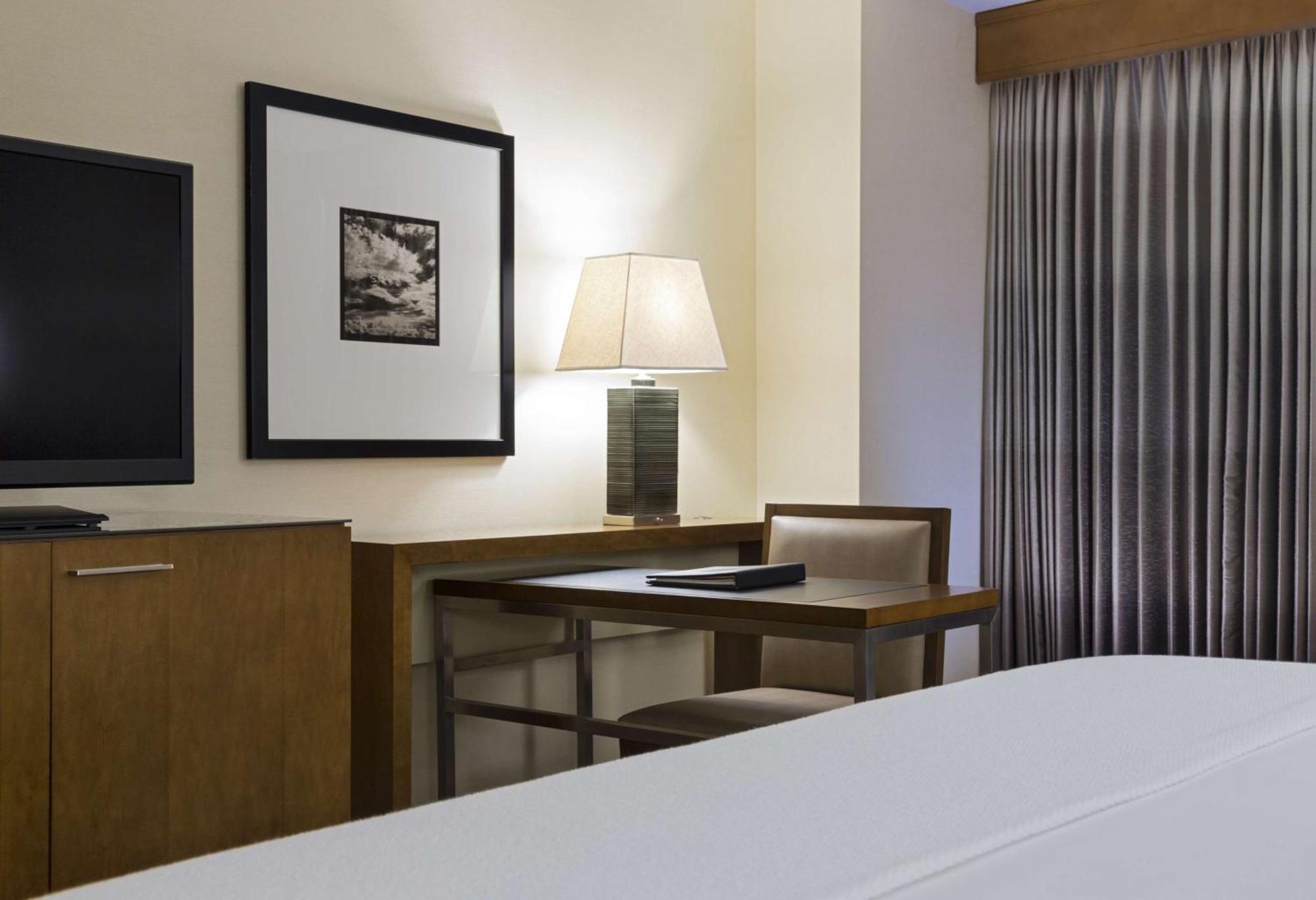 Hotel Hyatt Regency At Colorado Convention Center DEN