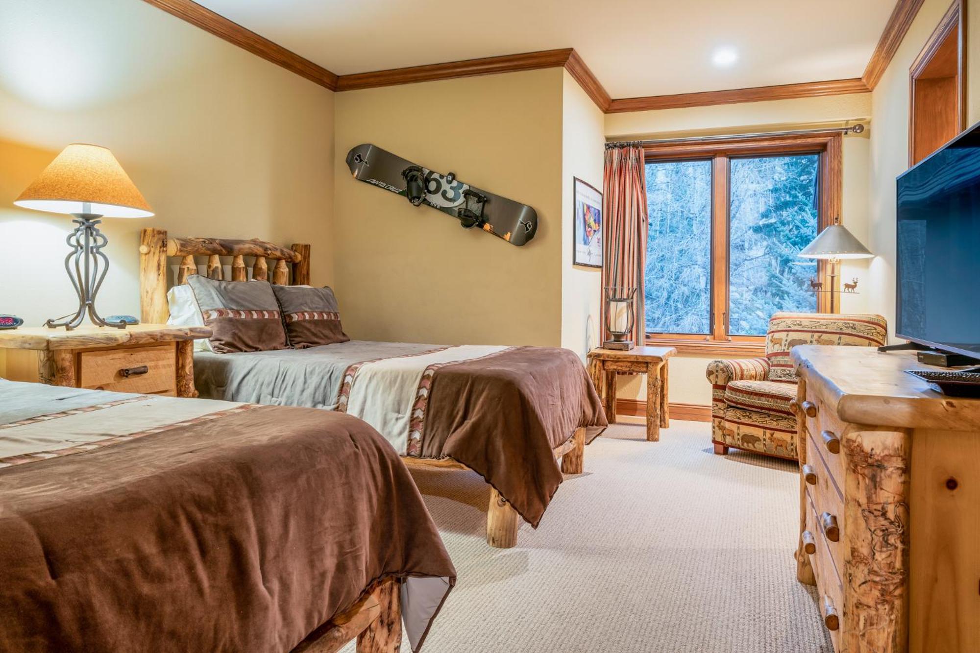 Creekside At 4* Beaver Creek
