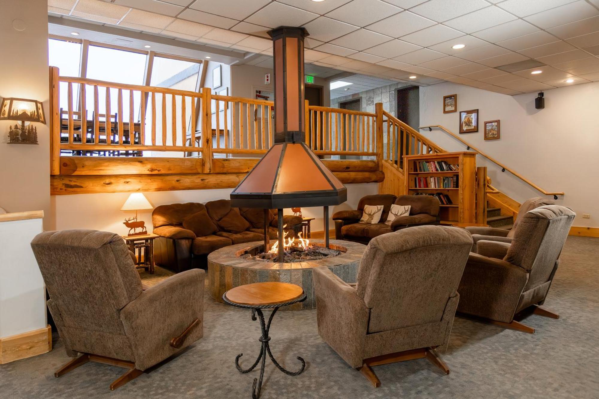 Legacy Vacation Hilltop Resort