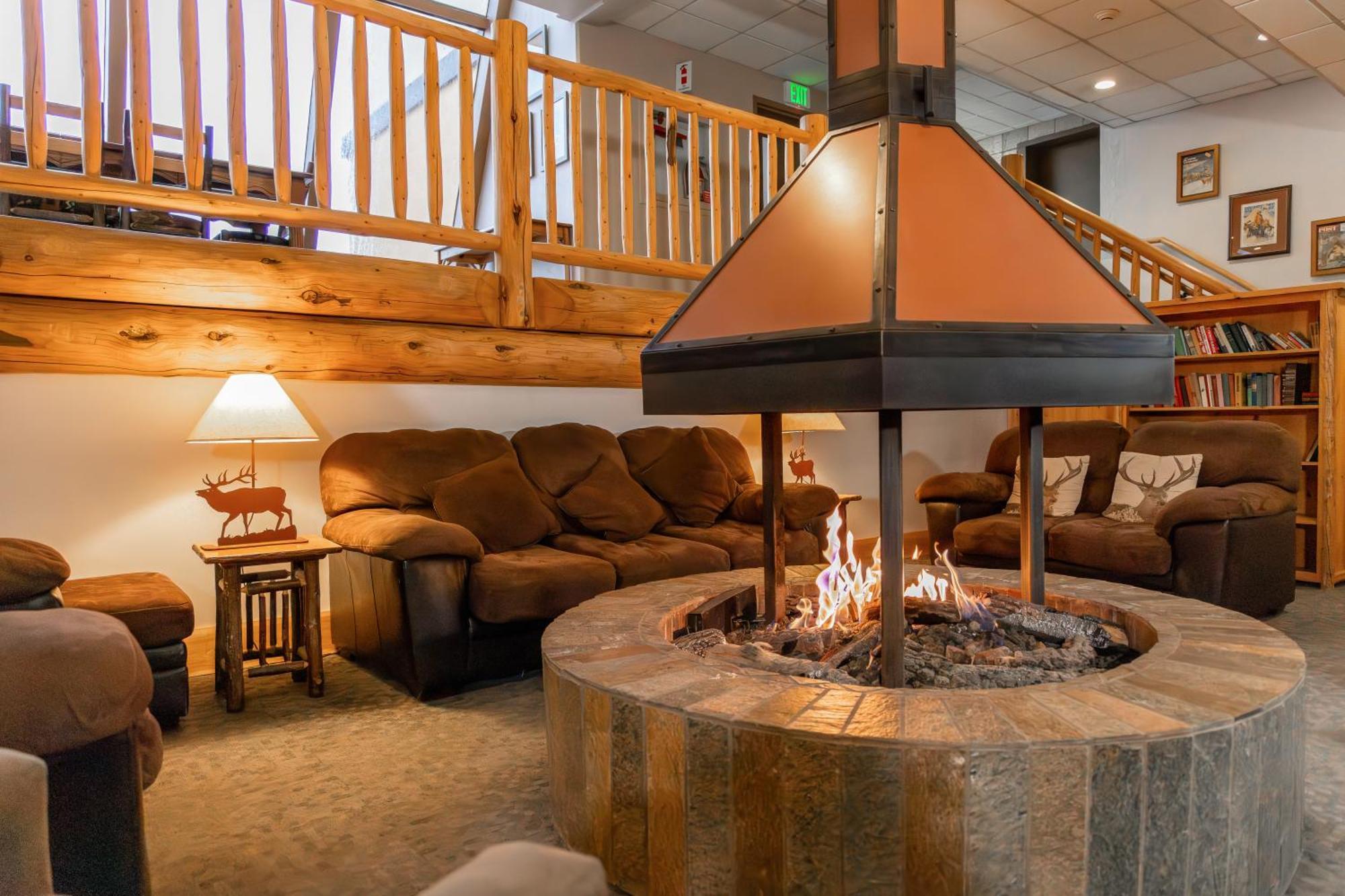Legacy Vacation Hilltop Resort