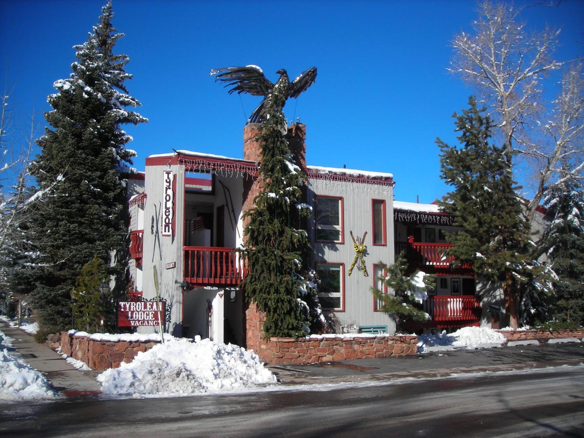 Tyrolean Lodge *