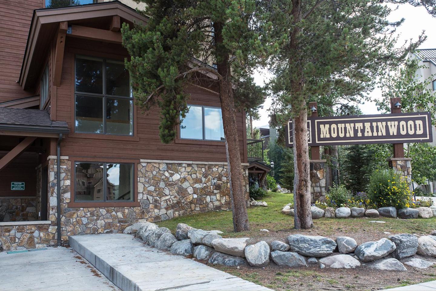 Mountainwood 106 By Great Western Breckenridge